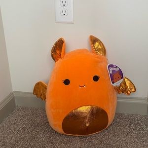 Squishmallow Tangie Bat